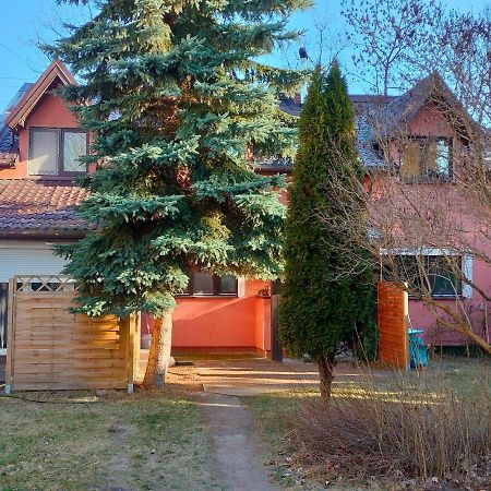 Urocze Studia W Lomiankach, 1- Z Sauna I Tarasem, 2- Z Kominkiem, 3- Ekonomiczne, 7Km Metro Mlociny Warszawa Łomianki المظهر الخارجي الصورة